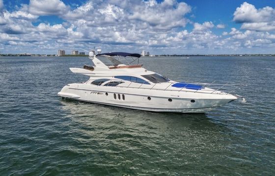 Luxury 70ft Azimut Flybridge – Floating Island and Jet Skis, Miami