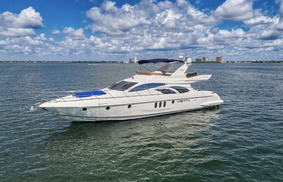 Luxury 70ft Azimut Flybridge – Floating Island and Jet Skis, Miami