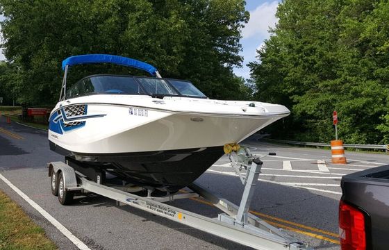 Regal 22 Ft Fasdeck with small portable Toilet