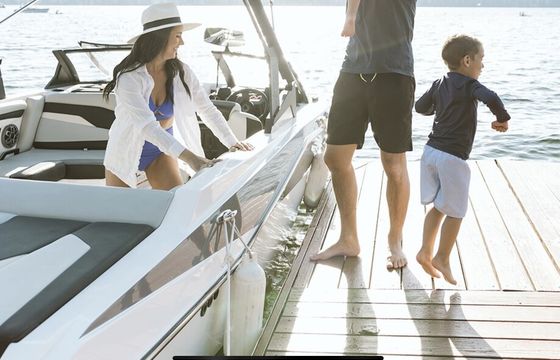 2022 Axis T220 Surf Boat – Premium Wake &amp; Surf Experience