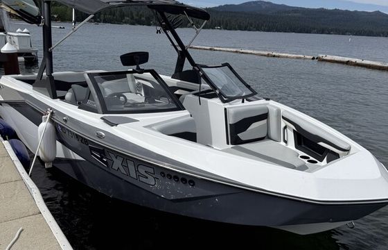 2022 Axis T220 Surf Boat – Premium Wake &amp; Surf Experience