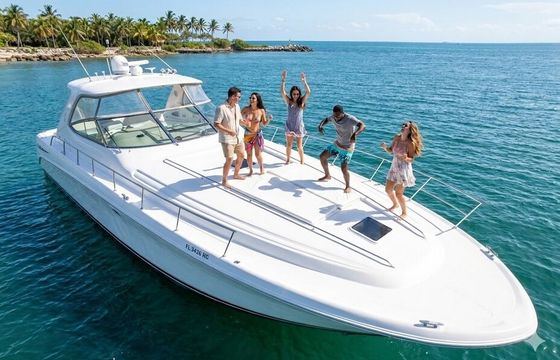 54’ Sea Ray Sundancer | Private Luxury Yacht Experience in Miami