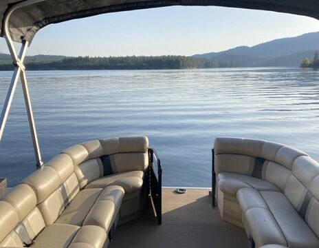 Fun Boat! Bentley Pontoon 24 ft,  115 hp - yes pulls a tube