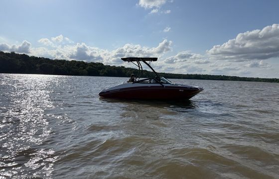 Gorgeous Yamaha Power Ski Boat for rent in Oklahoma City