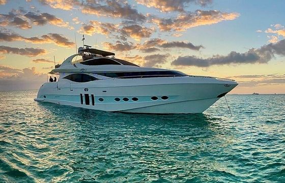 Experience the Ultimate Yacht Charter Aboard MIA – 90’ Luxury Yacht