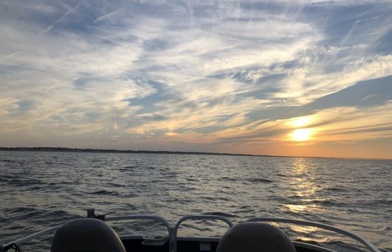 20’ Suntracker Pontoon