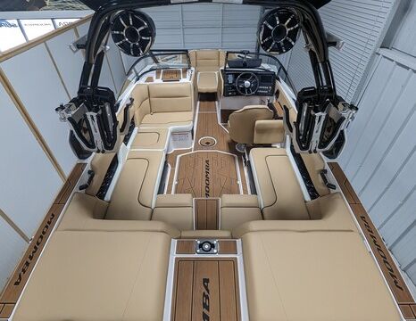 2023 Moomba Craz – Pro Wakeboat on Lake Wylie