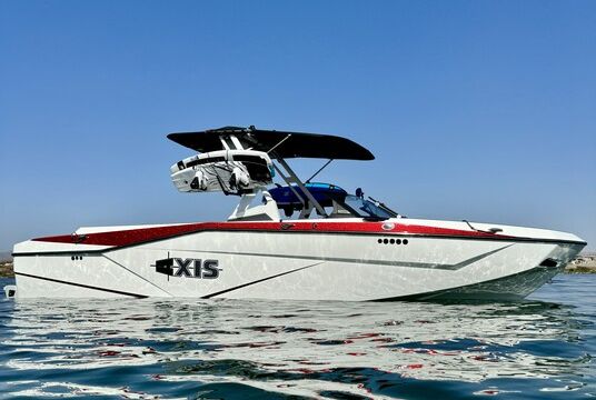 Captained Axis T250 in Lake Havasu City