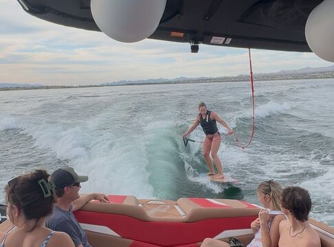 Captained Axis T250 in Lake Havasu City
