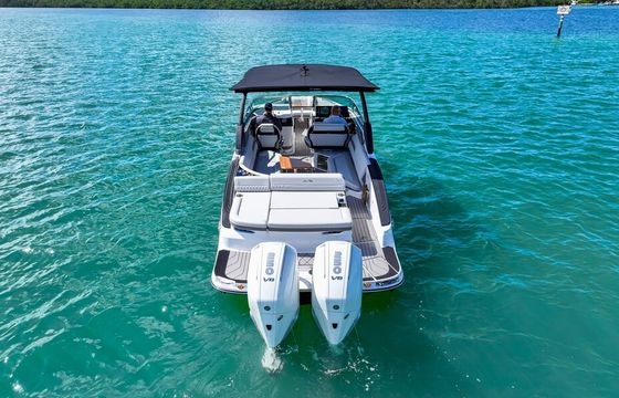 Brand-New 2026 Sea Ray SLX 280—Luxury Captained Day Boat-Private Head