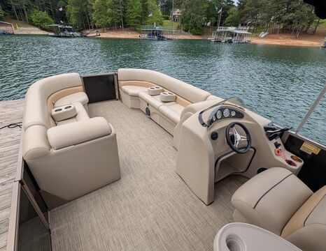 Luxury &amp; Fun on the Water! 2019 Bentley 24ft Cruise SE - 12 Guests