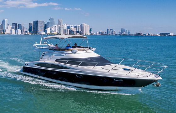 Regal 45ft Luxury Yacht – Miami, 13 Guests