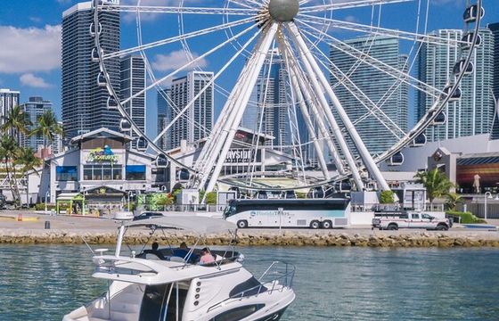 Regal 45ft Luxury Yacht – Miami, 13 Guests