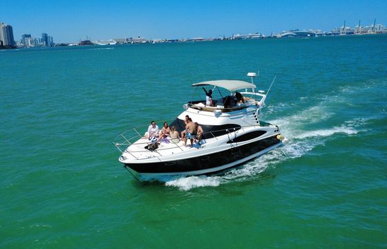 Regal 45ft Luxury Yacht – Miami, 13 Guests