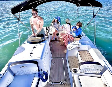 High-End 2026 Stingray Deck Boat | Detroit River + Lake St. Clair