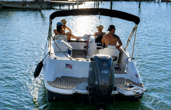 High-End 2026 Stingray Deck Boat | Detroit River + Lake St. Clair