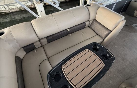 2025 Fishn' Barge DLX Fun For All During These Hot Months