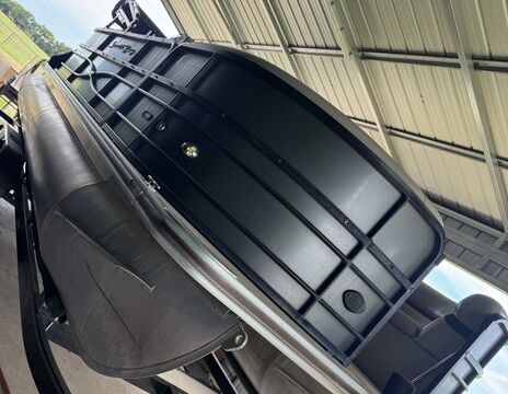 South Bay Serenity — Luxury Family Pontoon