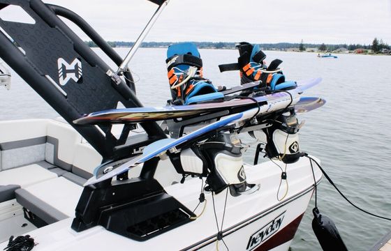 Wake Surf Boat Heyday H20. Includes toys and local delivery