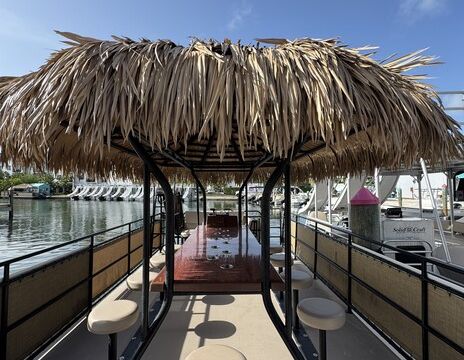 Tiki Party Boat with Slide