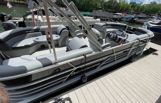 EVERYTHING'S INCLUDED!  Lake Norman - 24ft Berkshire Luxury Pontoon