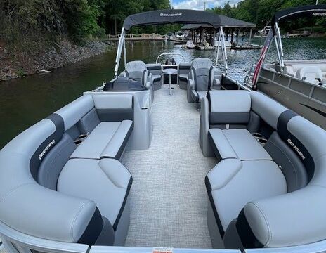 EVERYTHING'S INCLUDED!  Lake Norman - 24ft Berkshire Luxury Pontoon