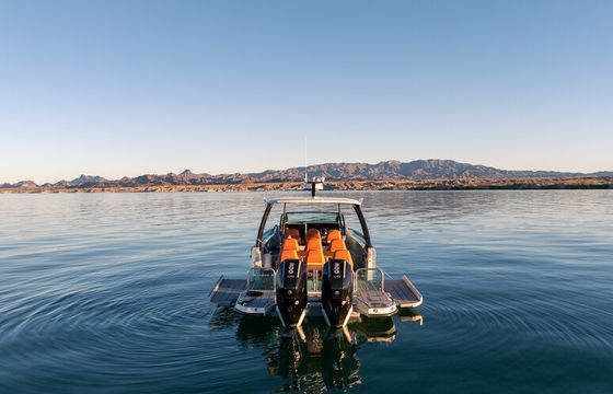Saxdor 320 GTO | Luxury Day Yacht Experience on the Water