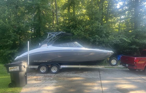 Adventure Awaits: Yamaha 242 with Water Toys