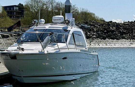 Birch Bay Luxe Cruises Your Gateway to Elegance on the Water.