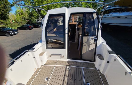 Birch Bay Luxe Cruises Your Gateway to Elegance on the Water.