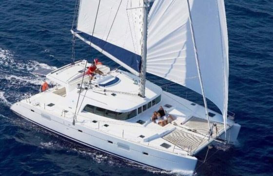 50' Catamaran – Fort Lauderdale’s Widest and Most comfortable Ride