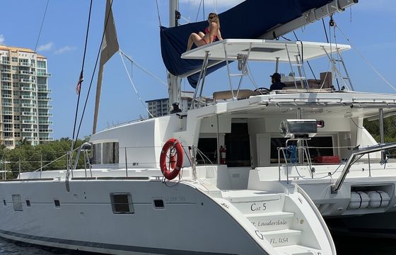 50' Catamaran – Fort Lauderdale’s Widest and Most comfortable Ride