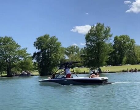 Lake Austin Boat & Captain Rental