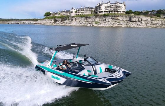 LAKE TRAVIS MALIBU WAKE SURFING
