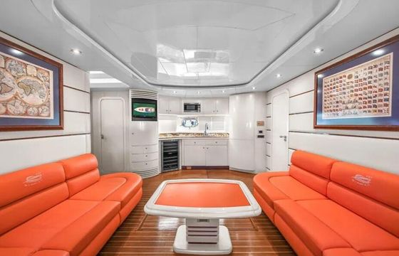 FREE HOUR // Luxury  85FT Baia Panther with JACUZZI