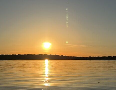 The Sunshine is waiting for you! Luxury 22' Bennington Tritoon