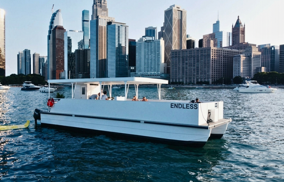 Luxury 45’ Catamaran in Chicago | Up to 40 Guests | Endless