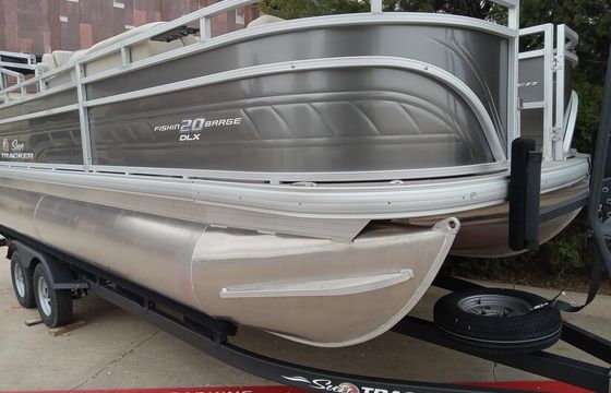 La Reina Imelda Party Barge – Free Delivery, Austin, TX