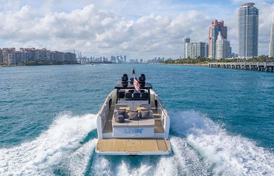 The Chicago Experience: 44' Fjord — Sleek Design, Open Sky, Unmatched