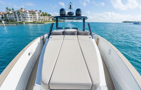 The Chicago Experience: 44' Fjord — Sleek Design, Open Sky, Unmatched