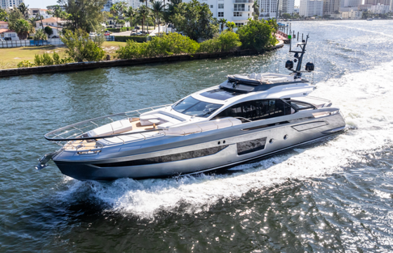 Enjoy Miami In Luxury 80ft Azimut S8 Mega Yacht