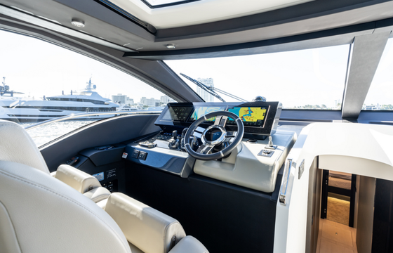 Enjoy Miami In Luxury 80ft Azimut S8 Mega Yacht