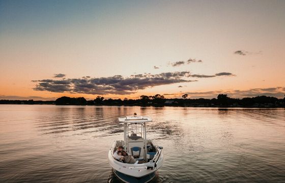 Adventure-Ready Robalo R222 Explorer | Sandbars, Cruising & Watersport