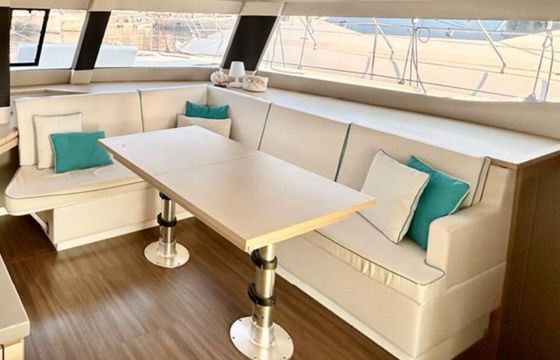 Luxury 50’ Sailing Yacht! Offering Day, Overnight Sunset Charters