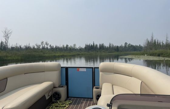 Traverse City Crest Tritoon — 2019 115hp Suzuki (10 Pax)
