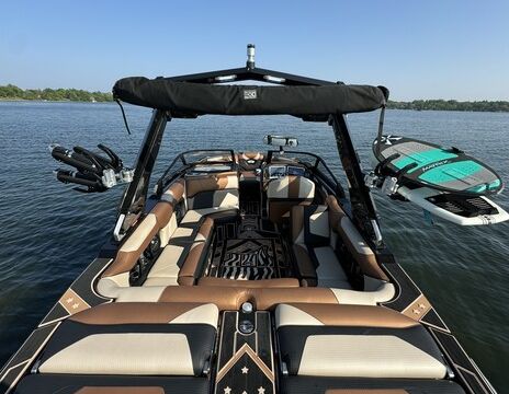 Wakesurfing, Lake Cruises, and More! on MN Lakes