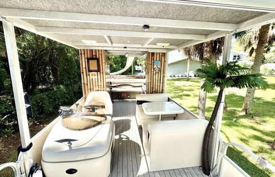 35ft Tiki Boat Adventure Experience – Riviera Beach, West Palm