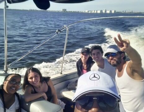 Sea Ray 300 Sundeck