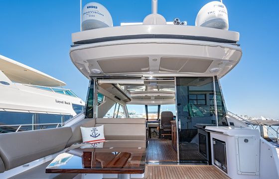 53ft Regal Luxury Yacht With Captain- Up to 12 people!