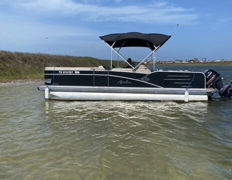 23FT Avalon Pontoon Boat - Located at private dock in Corpus!
